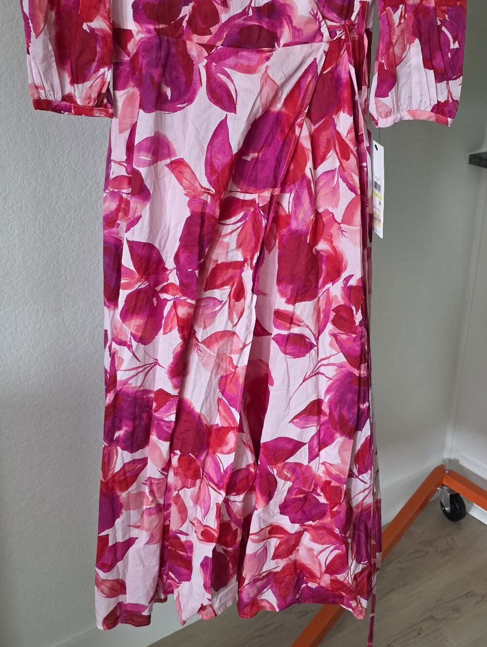 NWT Calvin Klein Pink Floral Wrap Maxi Dress Size 4 Wedding Guest Party - Picture 4 of 10